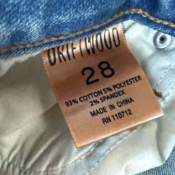 Driftwood Denim - Picture 6 of 6